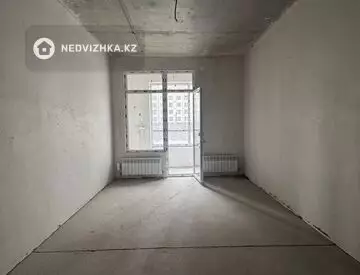 2-комнатная квартира, этаж 1 из 12, 52 м²