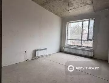 2-комнатная квартира, этаж 1 из 12, 52 м²