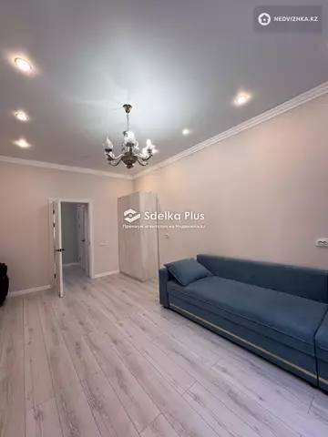 2-комнатная квартира, этаж 3 из 12, 67 м²