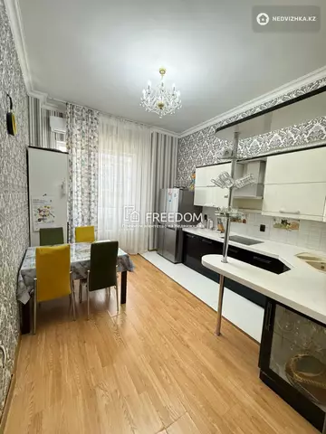 72 м², 2-комнатная квартира, этаж 2 из 12, 72 м², изображение - 6
