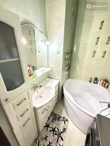 72 м², 2-комнатная квартира, этаж 2 из 12, 72 м², изображение - 10