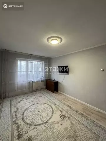 1-комнатная квартира, этаж 4 из 5, 34 м²