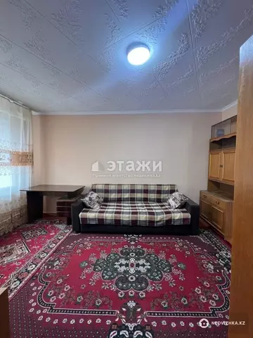 2-комнатная квартира, этаж 4 из 4, 40 м²