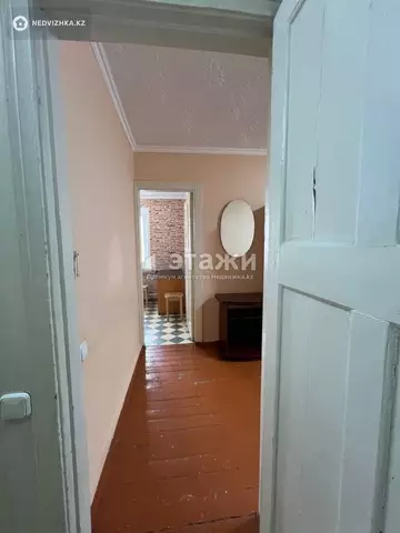 2-комнатная квартира, этаж 4 из 4, 40 м²