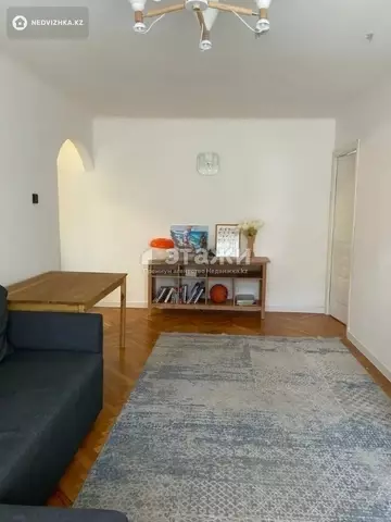 2-комнатная квартира, этаж 3 из 4, 45 м²