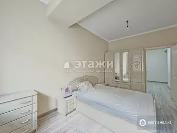 2-комнатная квартира, этаж 1 из 10, 52 м², на длительный срок