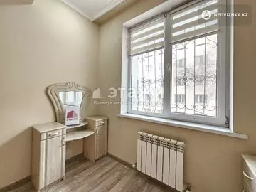 2-комнатная квартира, этаж 1 из 10, 52 м², на длительный срок