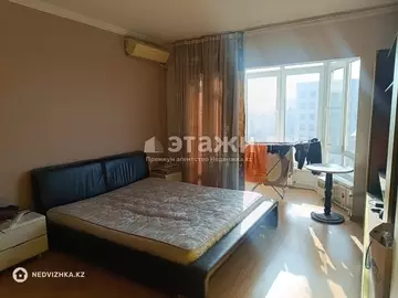 2-комнатная квартира, этаж 7 из 10, 57 м², на длительный срок