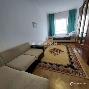 3-комнатная квартира, этаж 10 из 10, 90 м²