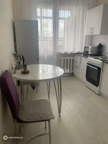 1-комнатная квартира, этаж 12 из 12, 46 м²