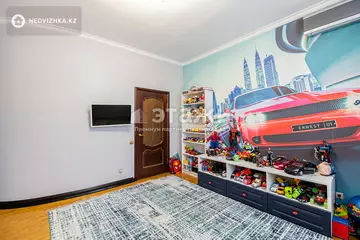 164 м², 4-комнатная квартира, этаж 3 из 3, 164 м², изображение - 29