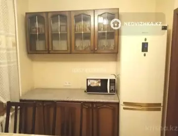 2-комнатная квартира, этаж 3 из 5, 50 м², на длительный срок
