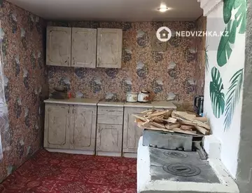 2-комнатный дом, 10 соток, 40 м²