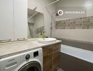 2-комнатная квартира, этаж 13 из 12, 82 м², на длительный срок