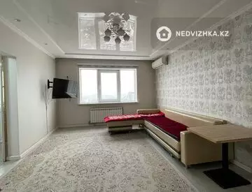 2-комнатная квартира, этаж 13 из 12, 82 м², на длительный срок