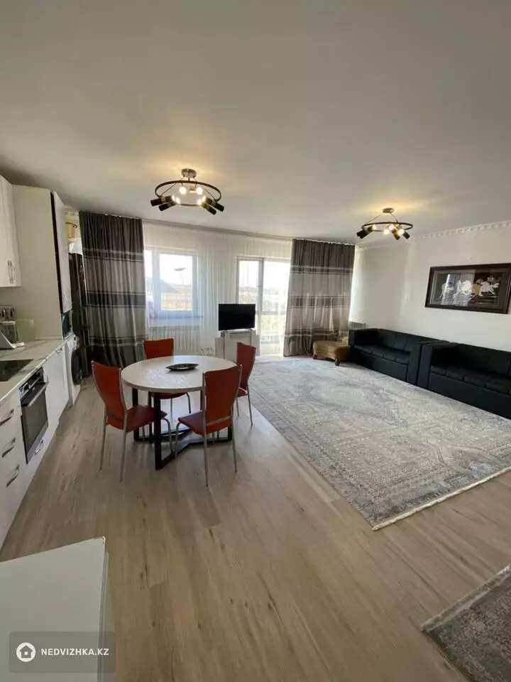 90 м², 3-комнатная квартира, этаж 3 из 5, 90 м², изображение - 1
