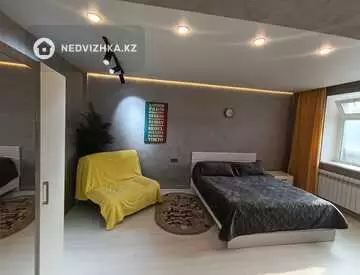 1-комнатная квартира, этаж 4 из 5, 32 м²