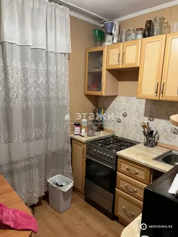 2-комнатная квартира, этаж 2 из 4, 42 м²