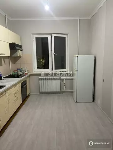 1-комнатная квартира, этаж 2 из 9, 40 м²