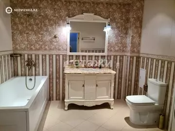 3-комнатная квартира, этаж 3 из 5, 132 м²