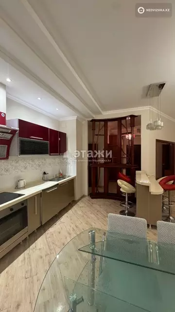 2-комнатная квартира, этаж 12 из 22, 110 м², на длительный срок
