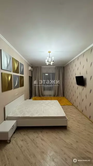 2-комнатная квартира, этаж 12 из 22, 110 м², на длительный срок
