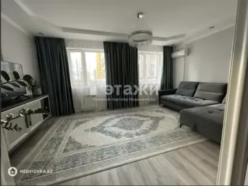 3-комнатная квартира, этаж 4 из 12, 90 м²