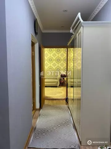 2-комнатная квартира, этаж 9 из 9, 54 м²