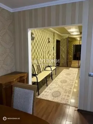 3-комнатная квартира, этаж 6 из 13, 154 м²