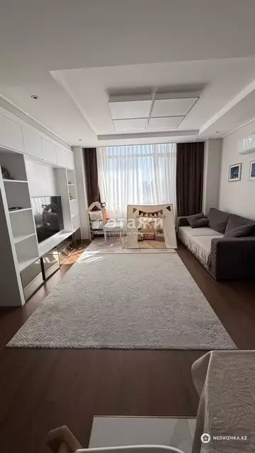 3-комнатная квартира, этаж 6 из 21, 82 м²