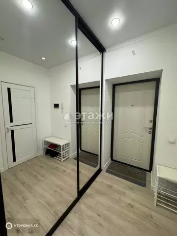 1-комнатная квартира, этаж 8 из 8, 28 м²