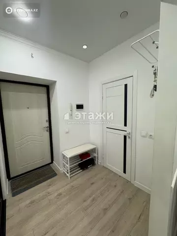 1-комнатная квартира, этаж 8 из 8, 28 м²
