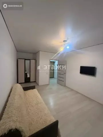 1-комнатная квартира, этаж 4 из 8, 38 м²