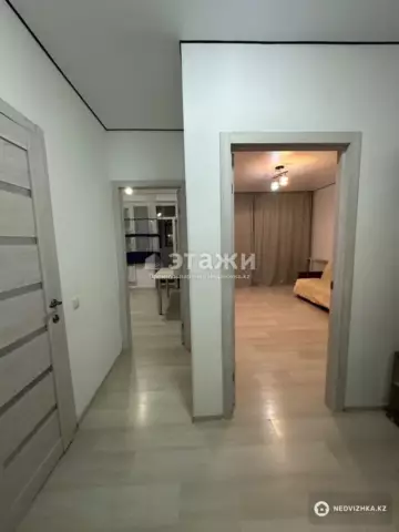 1-комнатная квартира, этаж 4 из 8, 38 м²