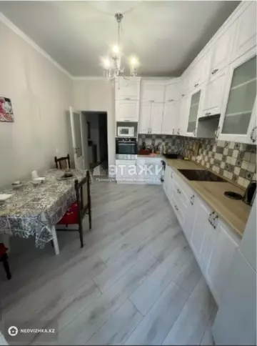 3-комнатная квартира, этаж 3 из 9, 104 м²