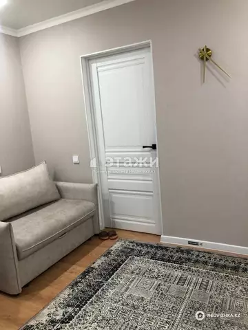 1-комнатная квартира, этаж 9 из 10, 43 м²