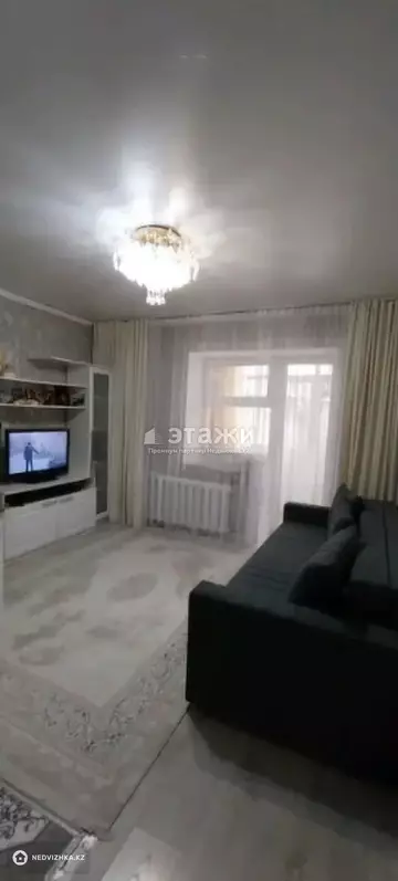 2-комнатная квартира, этаж 1 из 7, 44 м²