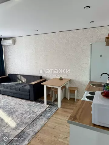 1-комнатная квартира, этаж 4 из 9, 40 м²