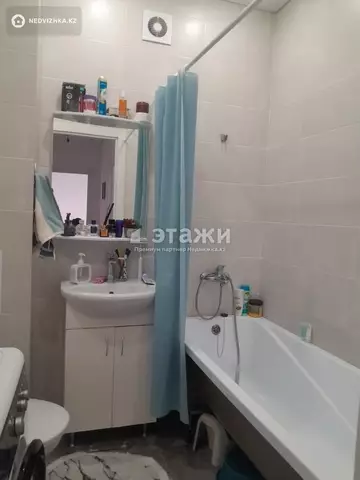 2-комнатная квартира, этаж 4 из 9, 50 м²