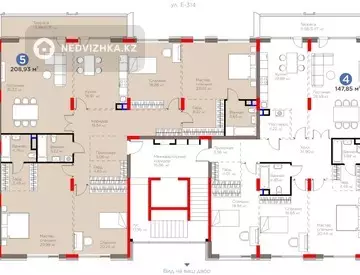 5-комнатная квартира, этаж 3 из 5, 208 м²