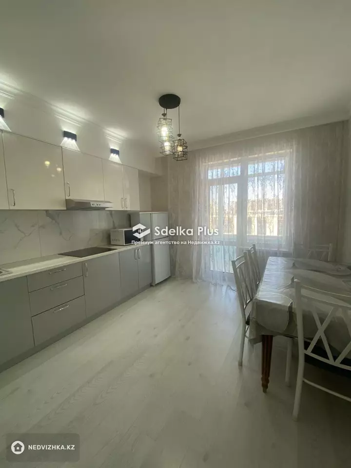 70 м², 2-комнатная квартира, этаж 11 из 12, 70 м², изображение - 1