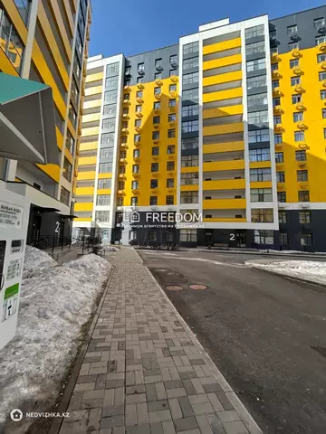 2-комнатная квартира, этаж 10 из 12, 59 м²
