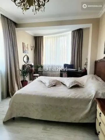 4-комнатная квартира, этаж 1 из 4, 130 м²