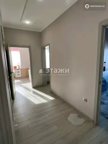 4-комнатная квартира, этаж 12 из 12, 100 м²