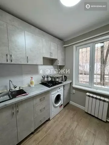2-комнатная квартира, этаж 1 из 9, 43 м²