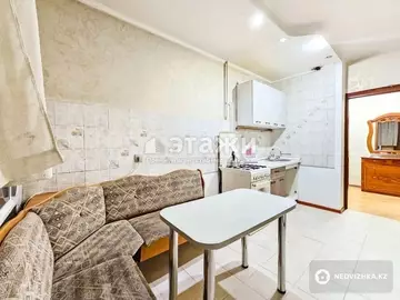 2-комнатная квартира, этаж 1 из 5, 55 м², на длительный срок