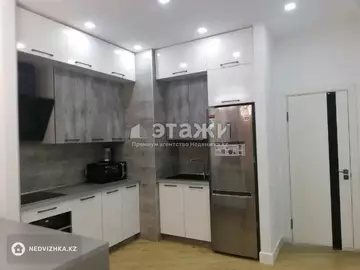 2-комнатная квартира, этаж 10 из 15, 70 м², на длительный срок