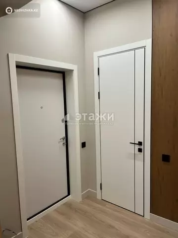 3-комнатная квартира, этаж 10 из 19, 69 м², на длительный срок