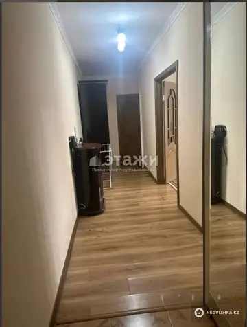 2-комнатная квартира, этаж 8 из 14, 60 м²