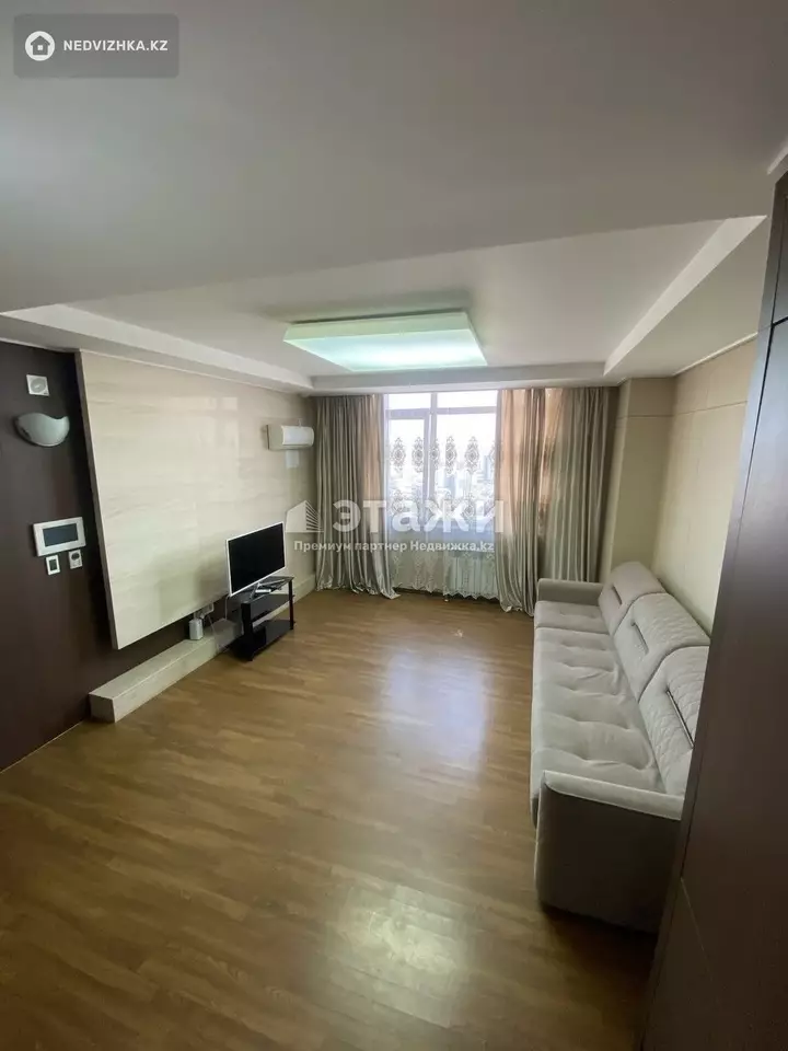 70 м², 2-комнатная квартира, этаж 26 из 28, 70 м², изображение - 1